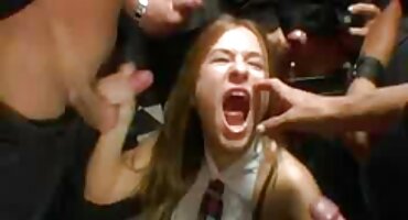 Alina Lopez pere joj pono filmovi maca u vrtu.