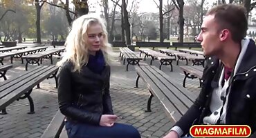 Oteta xxx filmovi njemačka žena jebeno.