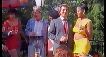 Mnoge stvari nisu besplatni prno filmovi prepreka grupnom seksu.