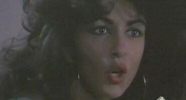 Internet masturbira pod orno filmovi Tušem.