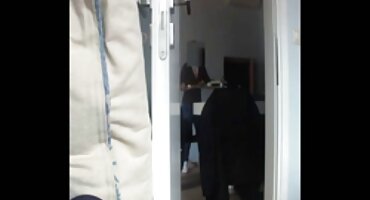 Priuštite maćehi filmovixxx tvrdi kurac za doručak.