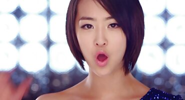 Anetti pprno filmovi Corleone čučnula je.