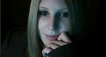 Elena Suite porno filmovi gratis dana je Christophu Caleu.