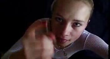 Ne dopušta djevojci da se sunča i zajebava svom poro filmovi snagom.