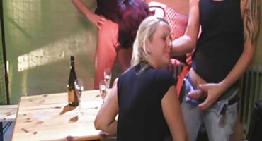 Nimfomanka se daje za snošaj pornići film s gopnikom.