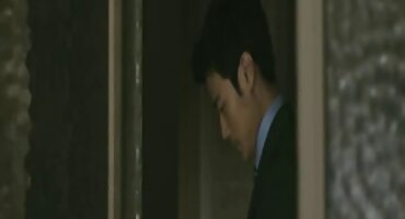 Studentica pornići besplatno je pokazala sise fotografu.