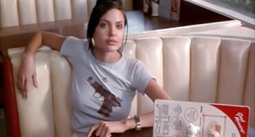 Dečki xxx filmovi za odrasle su snimali curu u vlaku.