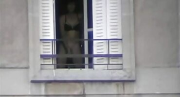 Brad Sterling porno filmovi xxxl fucks domaćica na kuhinjskom stolu.