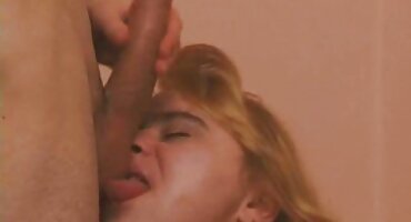 Skateboarder fucks Katana combat u pornići film kacigi.