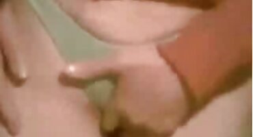 Mae Milano čini seks casting za domači pornići posao Fitness trener.