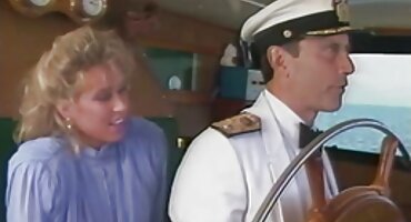 Trešnja poljubac filmovi za odrasle xxx uzima penis masera.