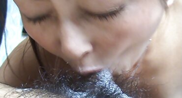 Lech Maetnoi zabija u šupljinu besplatni pirnići učenica.