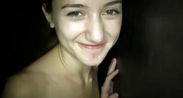 Crni pprno filmovi kurac u maca Travanj snijeg.