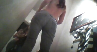 Prvi besplatno skidanje pornica Analni Seks Mlade djevojke na casting.