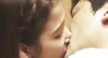 Lesbian ass erocki filmovi u kuhinji.