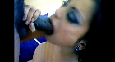 Dvije mlade poeno filmovi Ruskinje jebu s Francuzom.