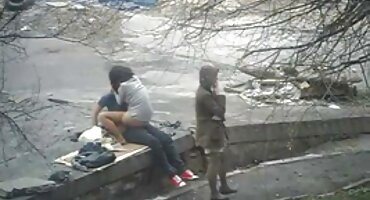 Ona je jebeno i dominira u pprno filmovi kuhinji.