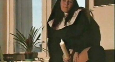 Ksander pormo filmovi corvus stavio je kurac u dvije crne ženske Pičke.