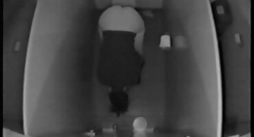 Pokćerka i mama su jebeno porno filmovi xxxl iz različitih kutova.