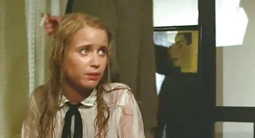 Aletta Ocean pruža seksualne xxx filmovi usluge.