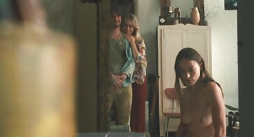 Nježni Kunilingus za mladu crnku s xxx filmovi Velikim Sisama.